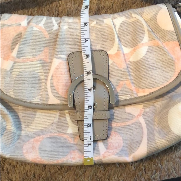 Coach Shoulder Bag - Picture 5 of 6